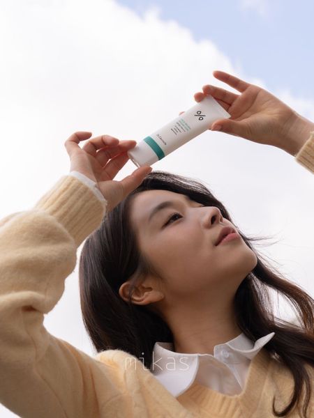 Сонцезахисний веганський крем з центелою азіатською Dr.Ceuracle Cica Regen Vegan Sun SPF50+ PA++++ 8806133614983 фото