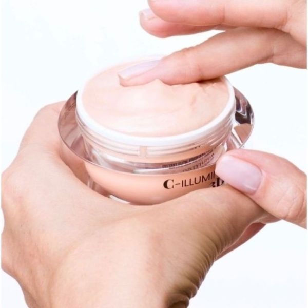 Зволожувальний крем з ефектом сяяння Instytutum C-Illuminating 3D Moisturizer  7640162870177 фото